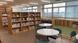 山之口総合センター図書室