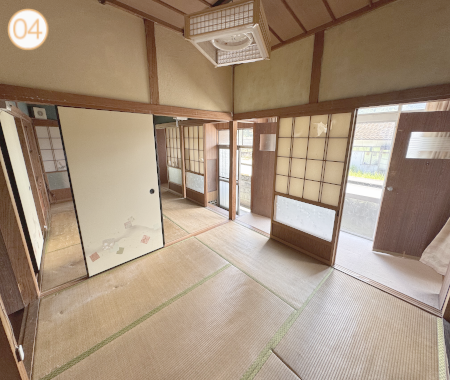 4.5帖和室カット02 襖を開けると開放感あります。