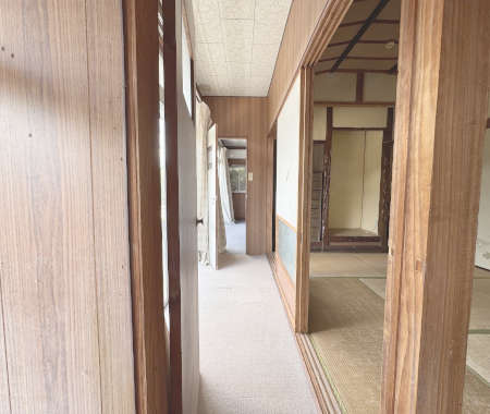 縁側 床が不安定でした。