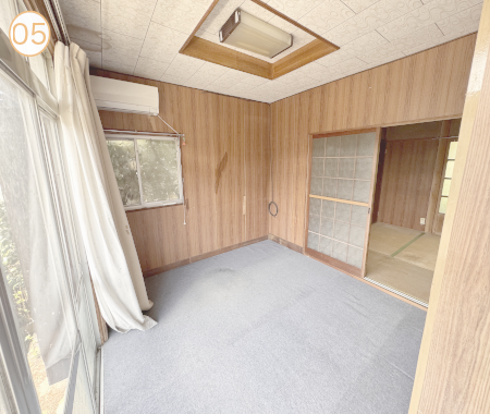 5帖用室カット01 手入れしたらお昼寝出来そうです。