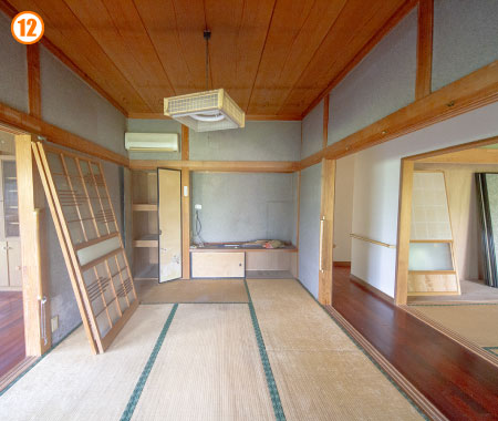 6帖和室05　カット02 奥は床の間ではなく、テレビ台です笑