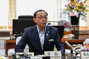 定例記者会見写真