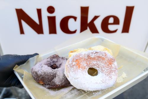 揚げたてリングドーナツ