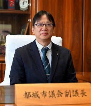 羽田野徳寿副議長