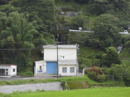 発電所建屋