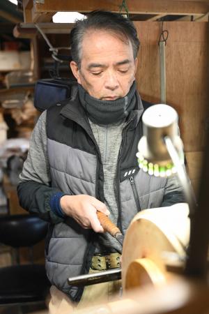 伝統工芸（木刀・ロクロ工芸品・大島紬・大弓）-20枚目-