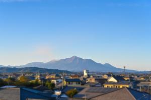 五十市中学校から見た霧島山-2枚目-